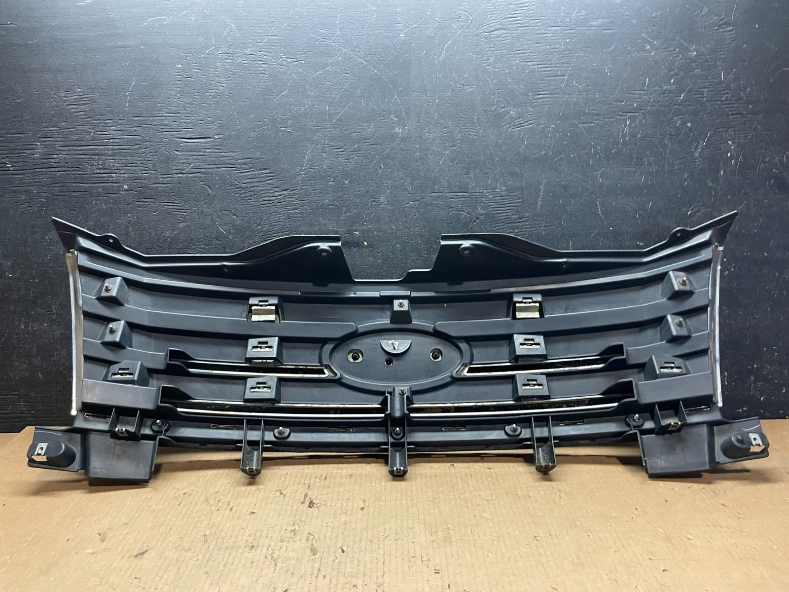 2007 2008 2009 2010 Ford Edge Front Upper Chrome Grill Grille Oem aa2385 DG4