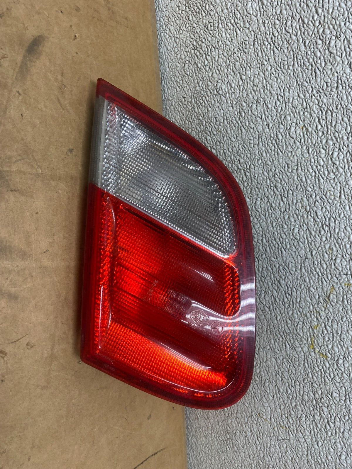 1998-2003 Mercedes Benz CLK Inner Left Driver LH Side Tail Light Lamp X5276 DW0