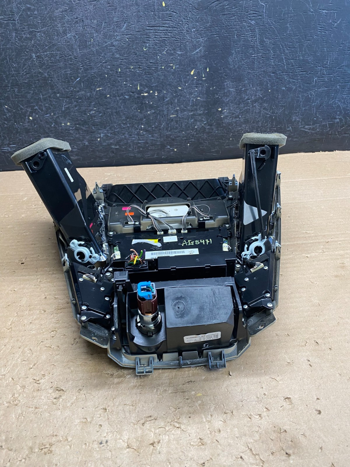 2009-2013 Cadillac CTS A/C Heater Radio Climate Control Panel Bezel OE ag8471 DG7