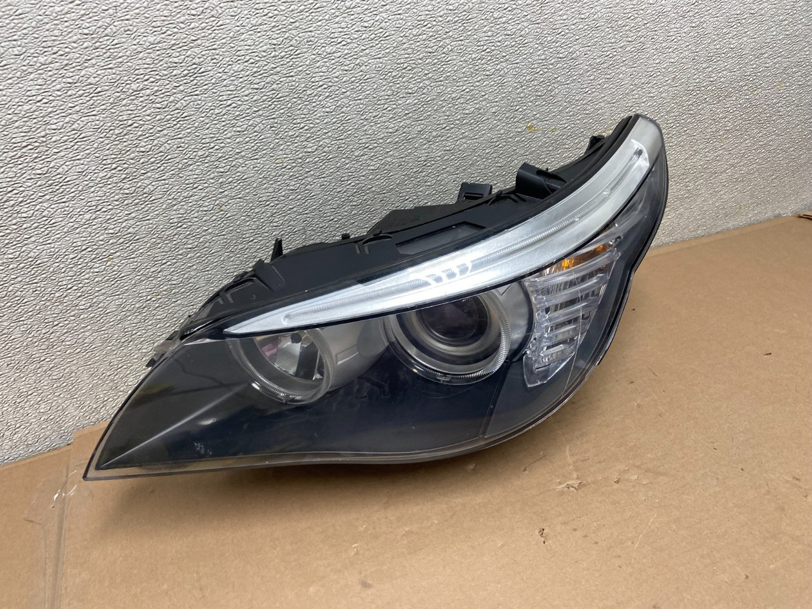 2008 to 2010 Bmw 5 Series 535I 550 Left Driver LH Headlight Halogen AA9859 DW2