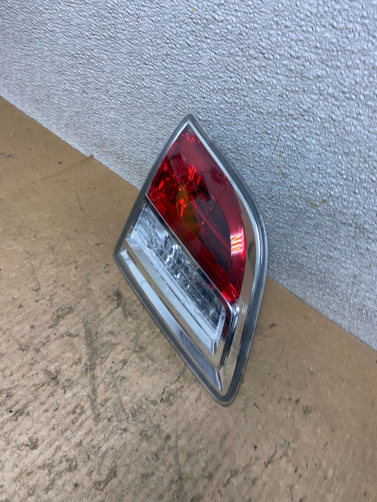2007 2008 2009 Mazda Cx-9 Left Driver Lh Side Inner Tail Light AA0137 DW1