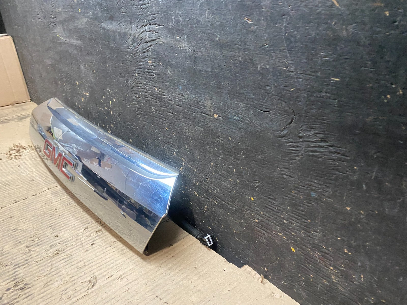 2010-2015 Gmc Terrain Lift Gate Handle Trim Back Up Camera Chrome Panel V4164 DG1