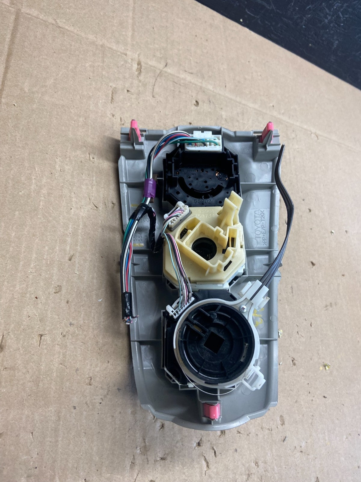 2000 to 2005 Toyota Yaris A/C Heater Climate Control Unit Switch AB9443 DG4