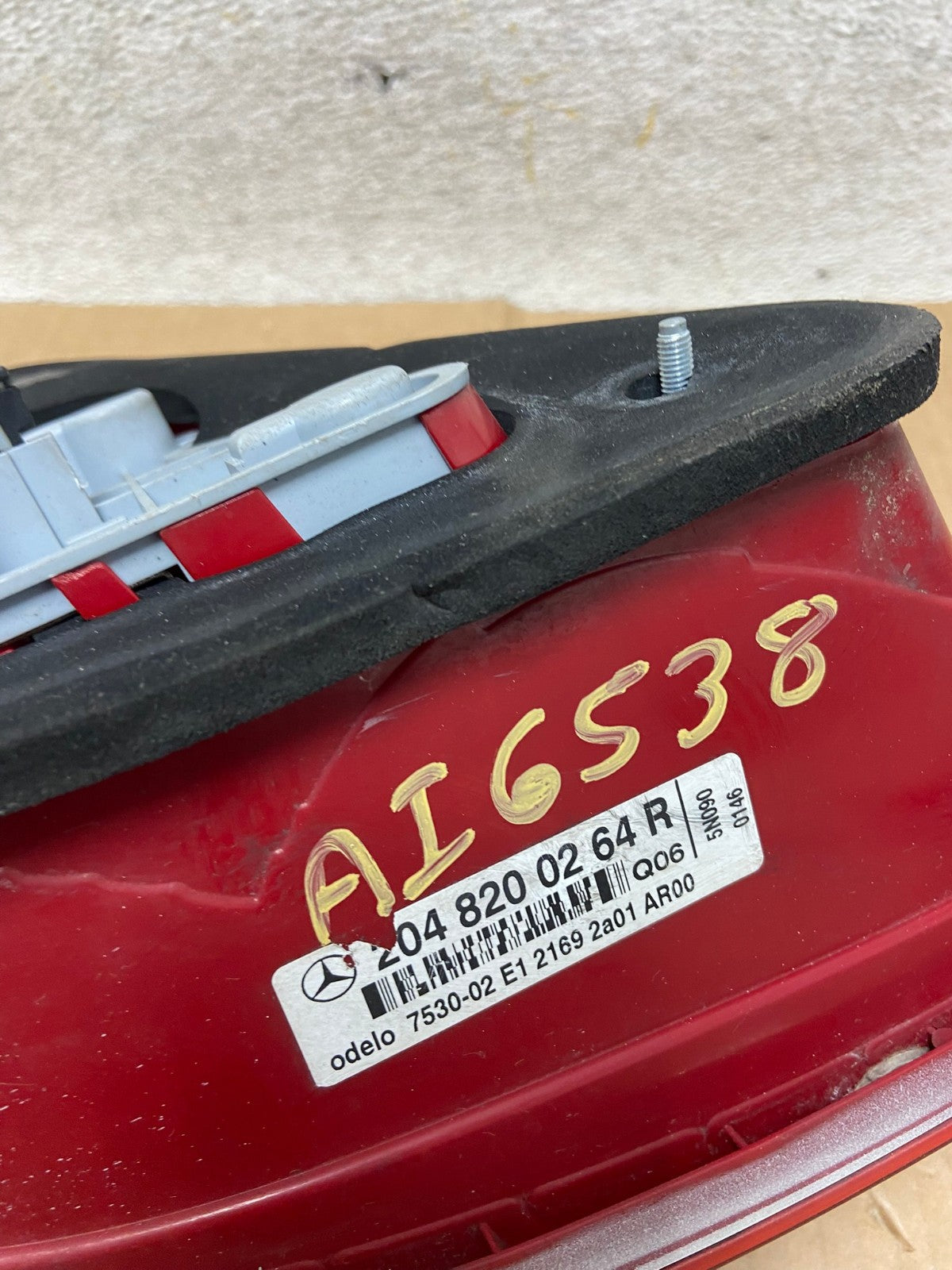 2008 2009 2010 2011 Mercedes C-Class Right Passenger Tail Light AI6538 LK5