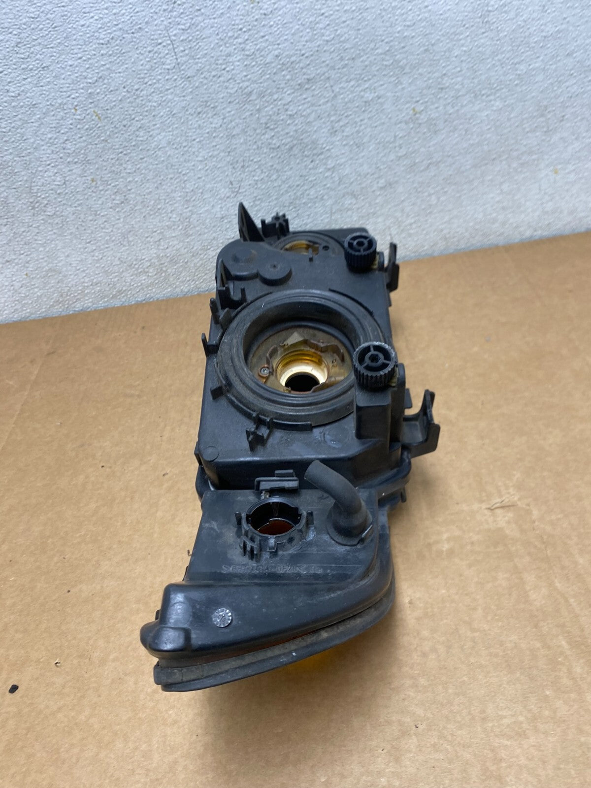 1997 - 2000 BMW E39 5 Series Headlight Right Passenger RH Halogen G4670 OEM DG17