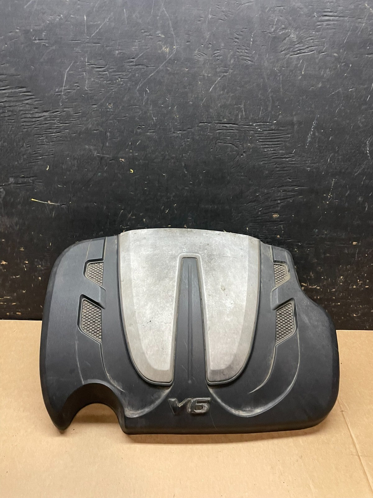 2009 - 2012 Kia Sorento Engine Cover  Engine Cover 29240-3c240 Y9717 DG0