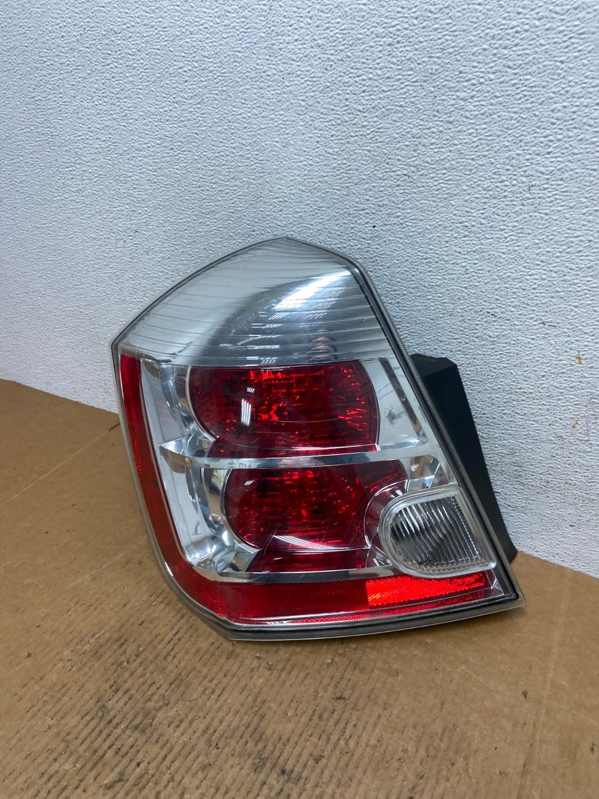 2007 to 2012 Nissan Sentra Left Driver LH Side Tail Light AE0247 LK0