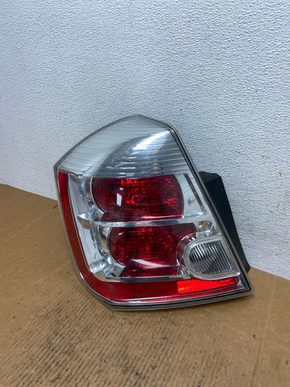 2007 to 2012 Nissan Sentra Left Driver LH Side Tail Light AE0247 LK0