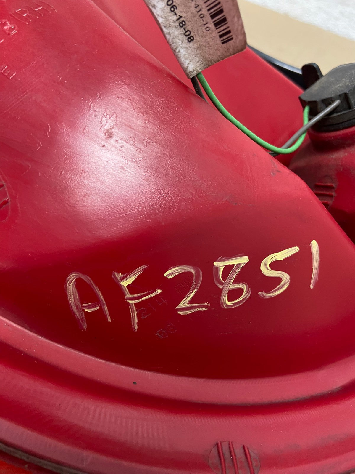 2005-2010 Pontiac G6 Sedan Right Passenger Side Tail Light AF2851 LK5