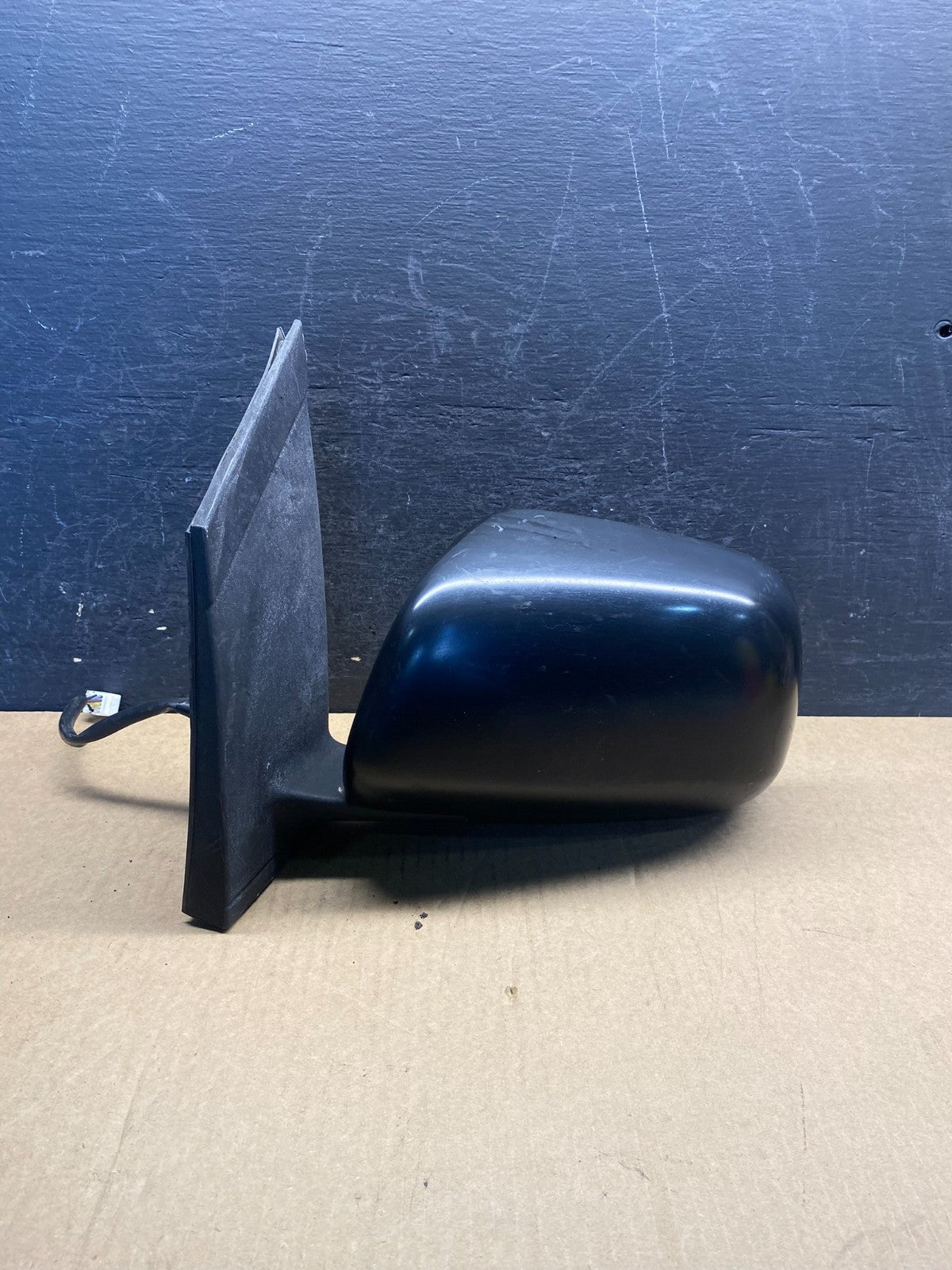 2004 to 2010 Toyota Sienna Left Driver LH Turn Signal View Mirror AG7102 DW0
