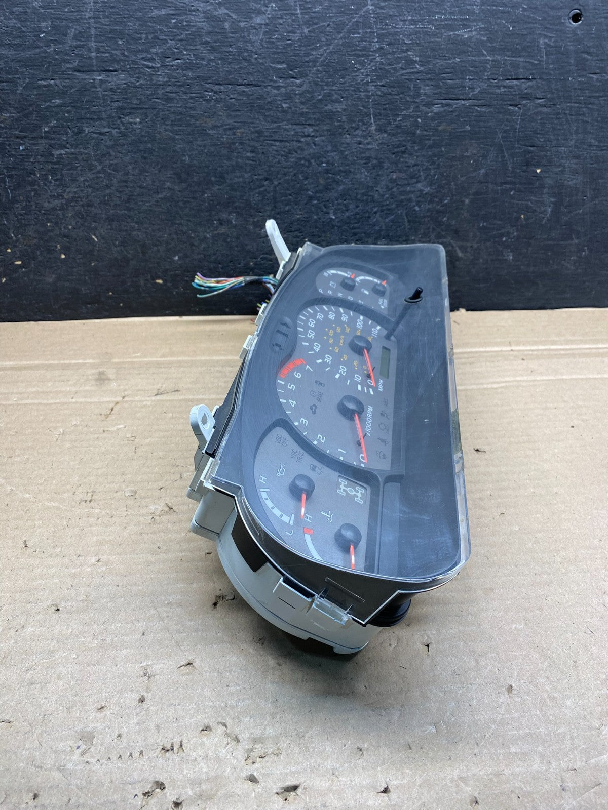 2001 to 2004 Toyota Sequoia Speedometer Insrument Gauge Cluster AH7535 DG1
