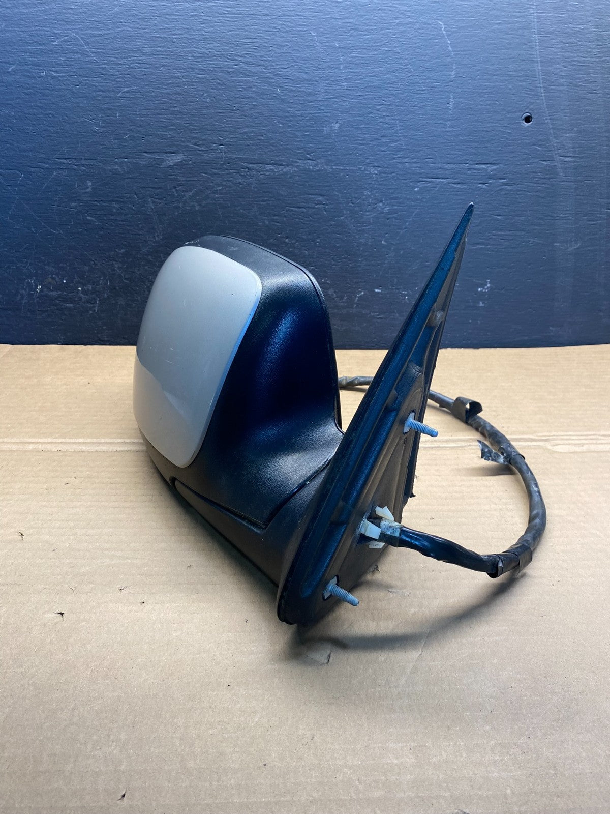 2003-2006 Cadillac Escalade Right Passenger Turn Sgn View Door Mirror AC8751 DG2
