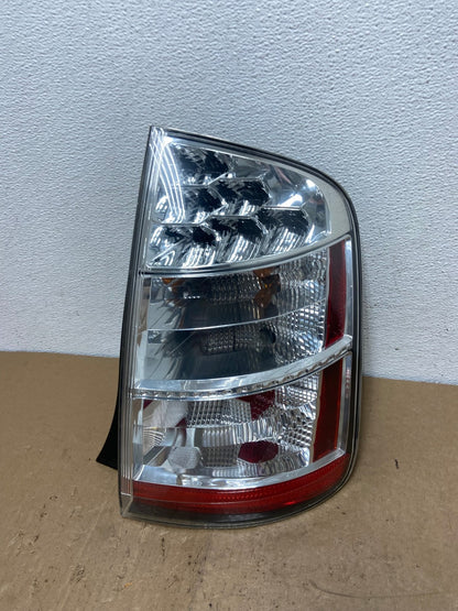 2006 to 2009 Toyota Prius Tail Light Right Passenger Side AC5846 LK0