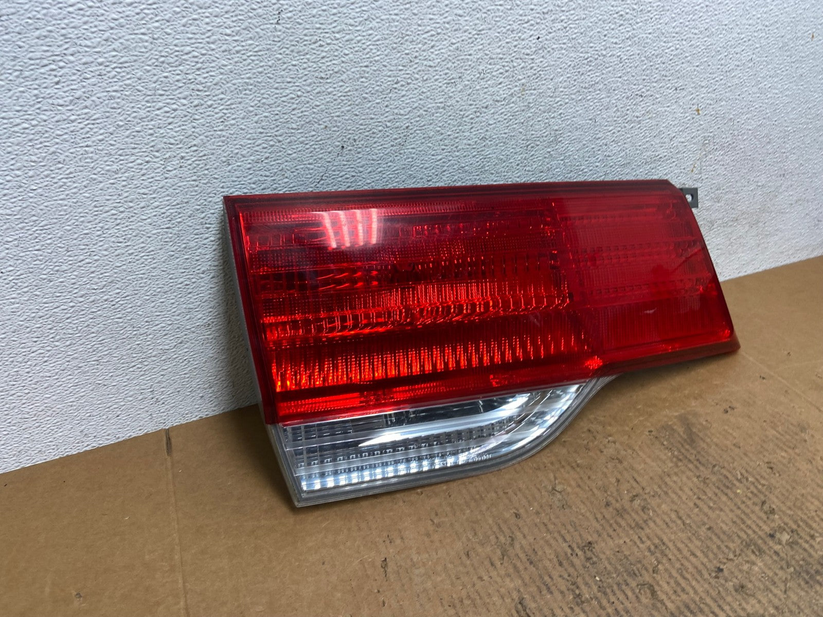 2008 to 2010 Honda Odyssey Left Driver LH Side Tail Light Inner AE1640 LK2