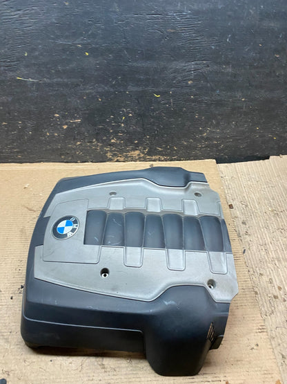 2006 to 2010 BMW 550i 650i 750i Plastic Engine Cover Shield OEM v9422 DG2