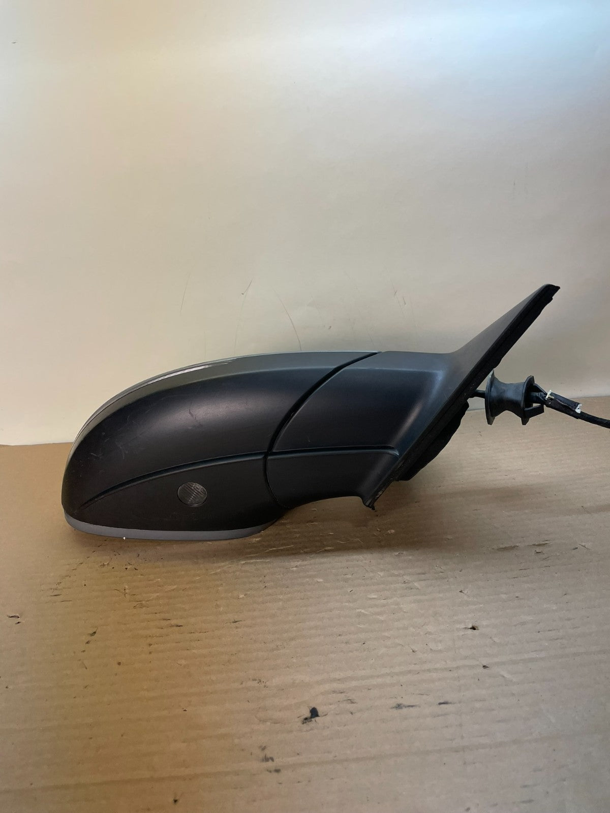2009 to 2012 Audi Q5 Right Passenger Side Door View Power Mirror AH8737 DG3