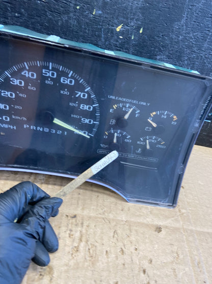 1995-1999 Silverado/Sierra/Yukon/Tahoe Speedometer Instrument Cluster AD2022 DG1