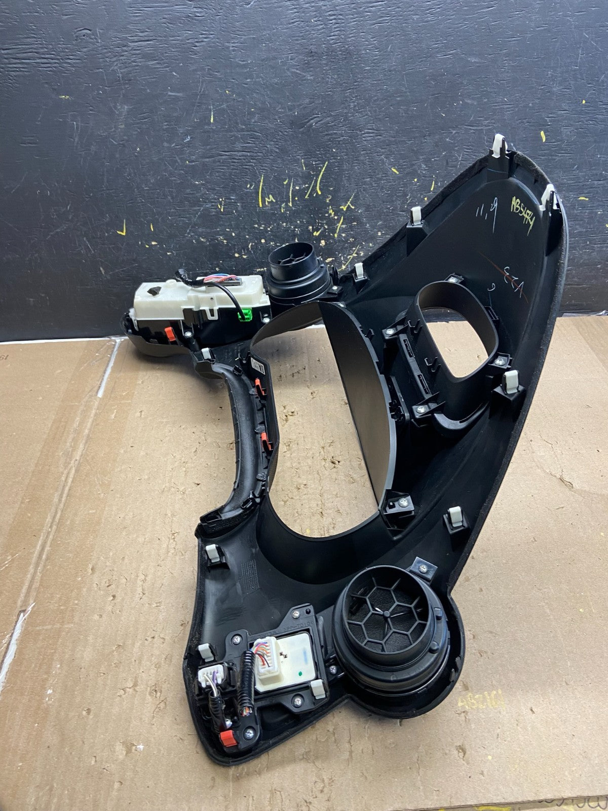 2010-2014 Honda Insight Speedometer Instrument Cluster Dash Trim Oem AB5474 DG5