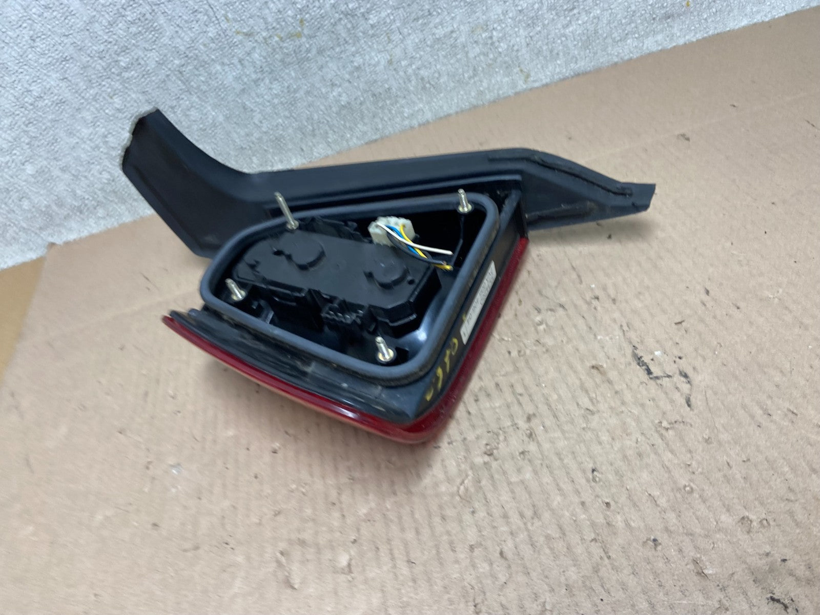 1991 to 1995 Volvo 940 960 Right Passenger RH Side Tail Light Oem Z3784 DW4