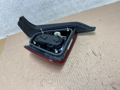 1991 to 1995 Volvo 940 960 Right Passenger RH Side Tail Light Oem Z3784 DW4