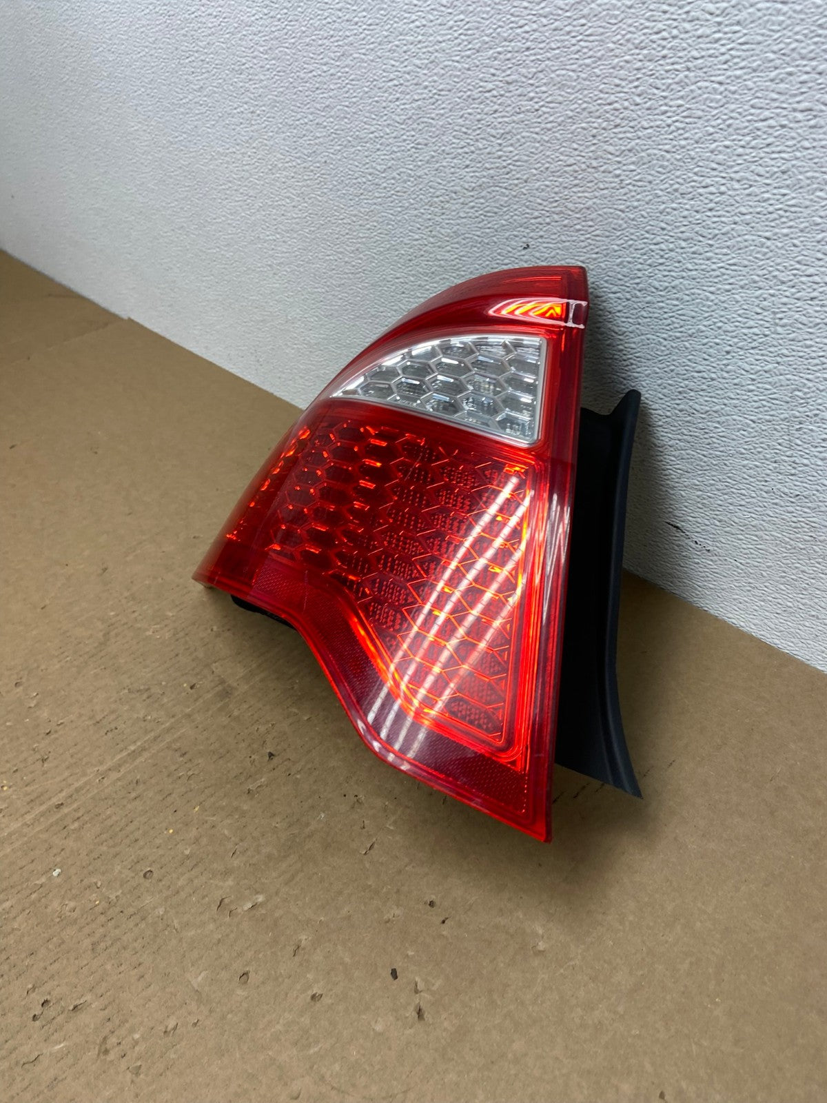 2010 2011 2012 Ford Fusion Left Driver LH Side Tail Light AC1216 LK1
