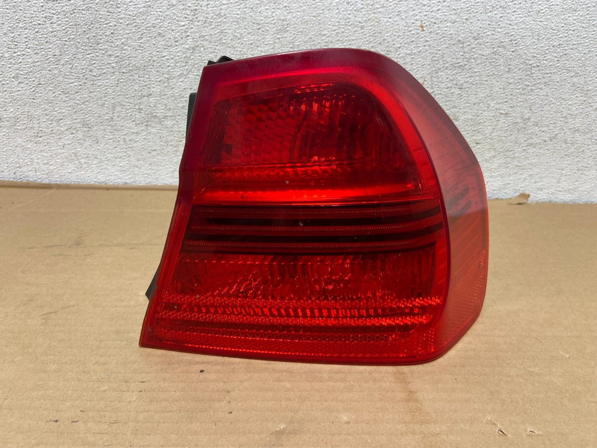 2006 2007 2008 Bmw 328i 3 Series Right Passenger Rh Side Tail Light AG9159 LK0