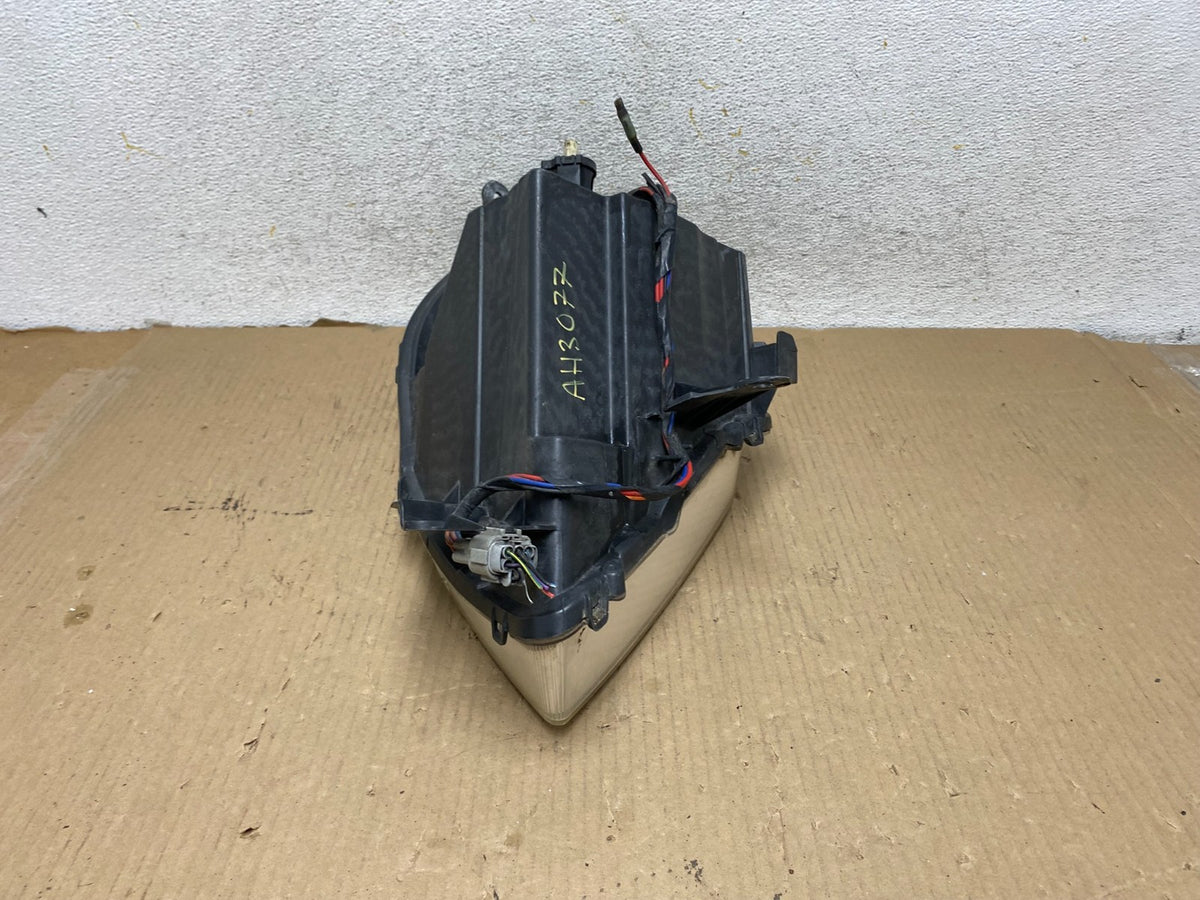 2007-2009 Nissan Sentra Halogen Right Passenger RH Side Headlight TYC AH3077 DW8