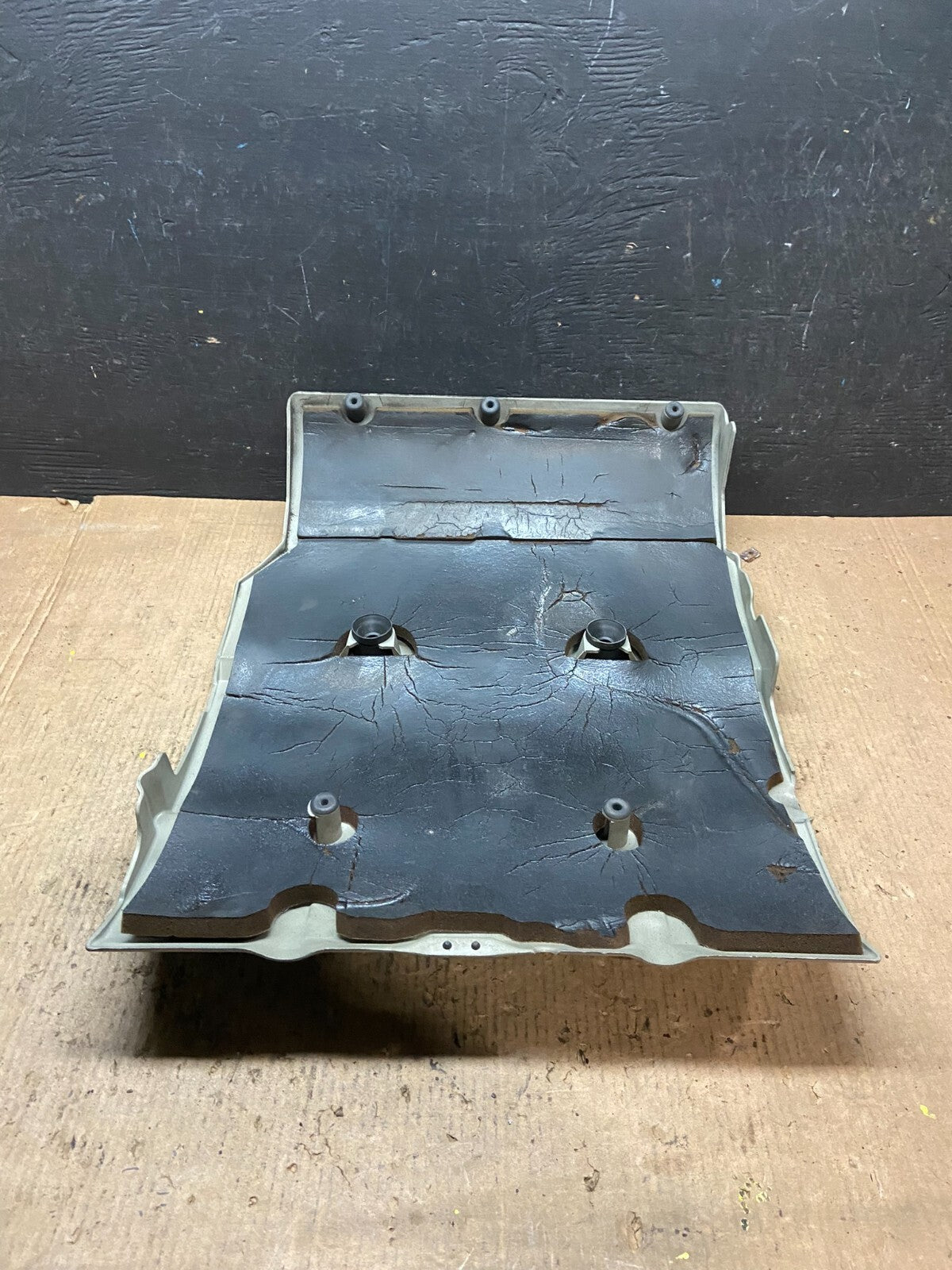 1997 to 2004 Cadillac Deville Seville Northstar Engine Motor Cover H6902 PS5