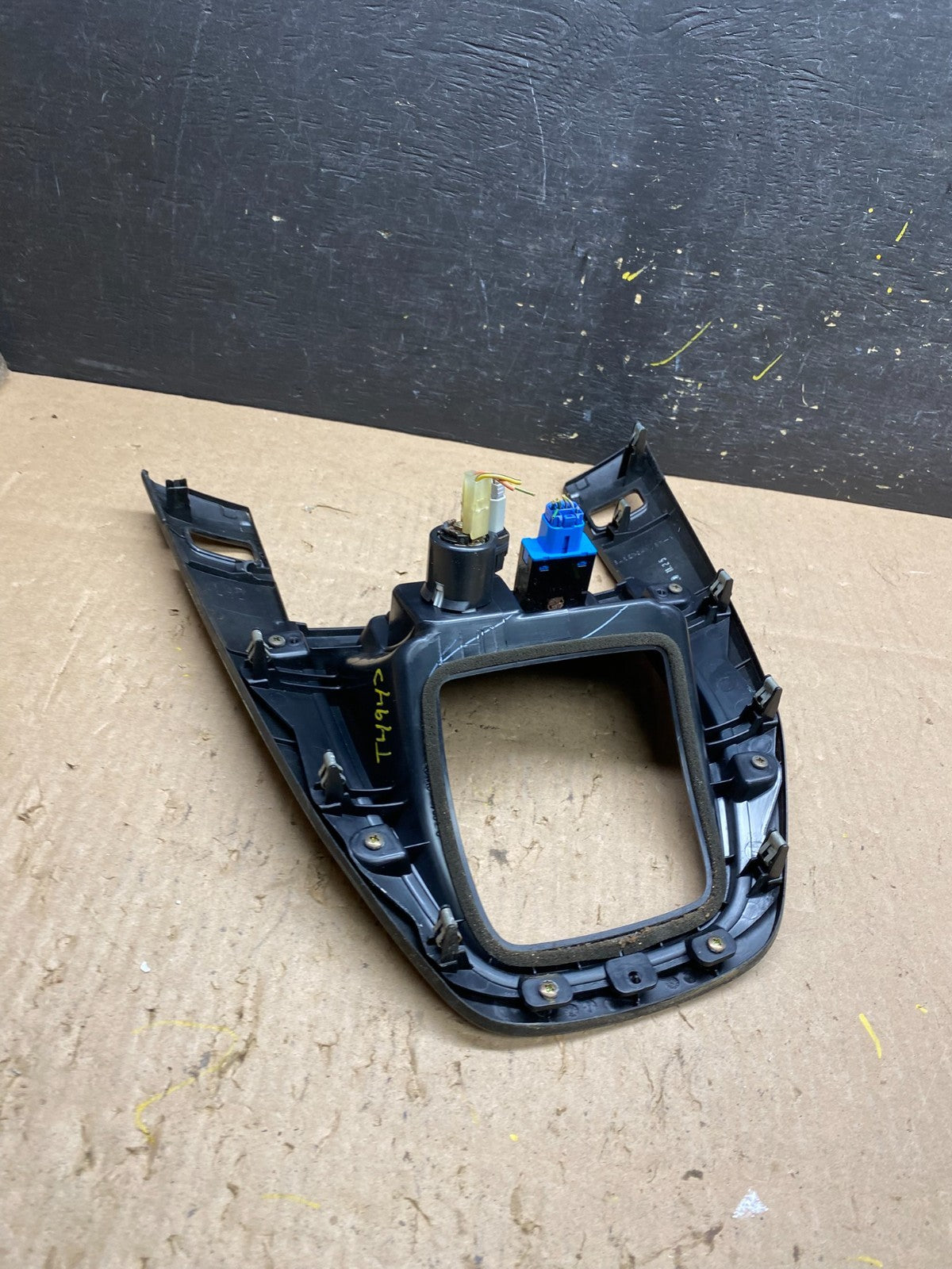 1999 to 2003 Lexus RX300 dash Console Center Shifter Floor Bezel T4943 DG3