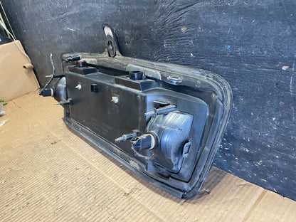 2003- 2006 Lincoln LS Rear Finish Panel Trunk Panel Chrome T6849 DG6