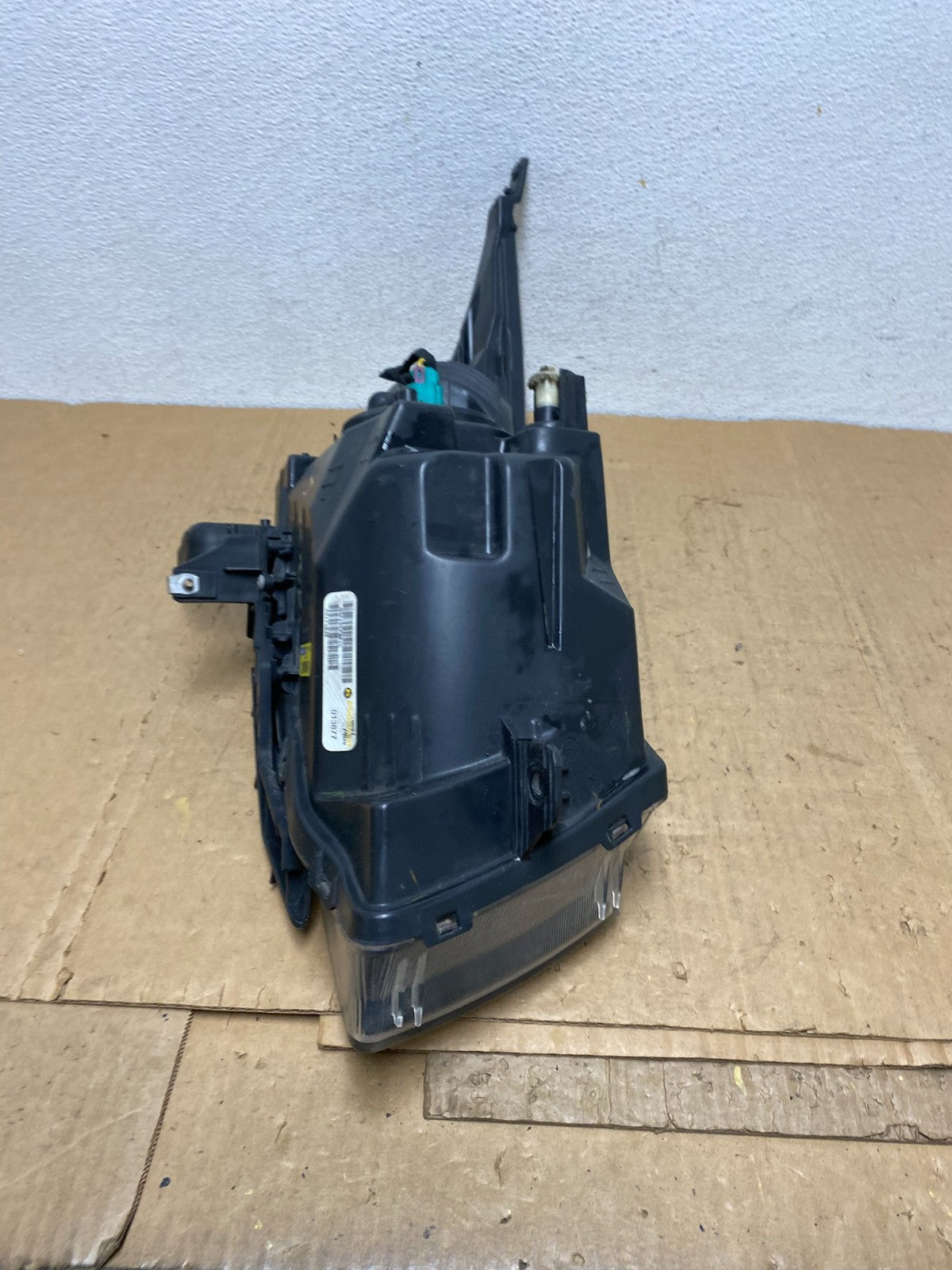 2011 to 2015 Chevrolet Cruze Halogen Left Driver LH Side Headlight AD1354 DW6