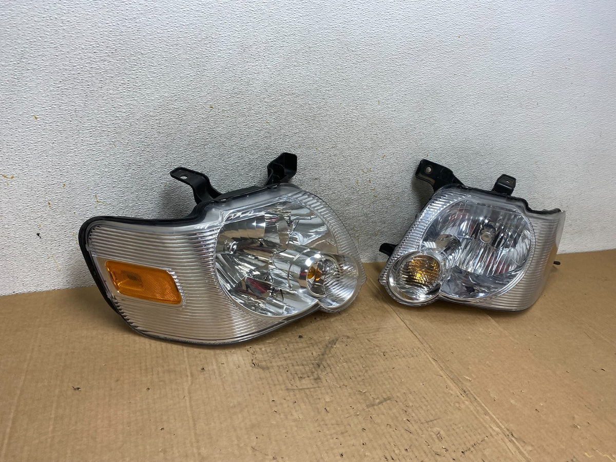 2006 2007 2008 2009 2010 Ford Explorer Left+Right Set Headlights AI4645 DW2