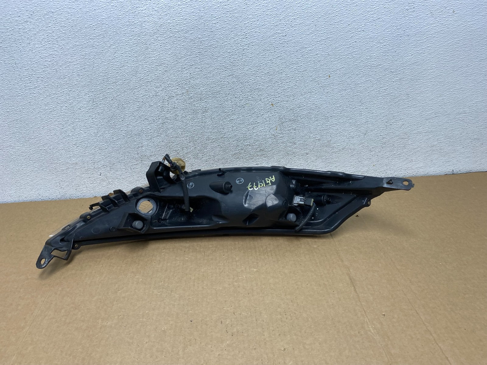 2011-2014 Nissan Juke Turn Signal Headlight Left Driver LH Halogen AG1977 DW4