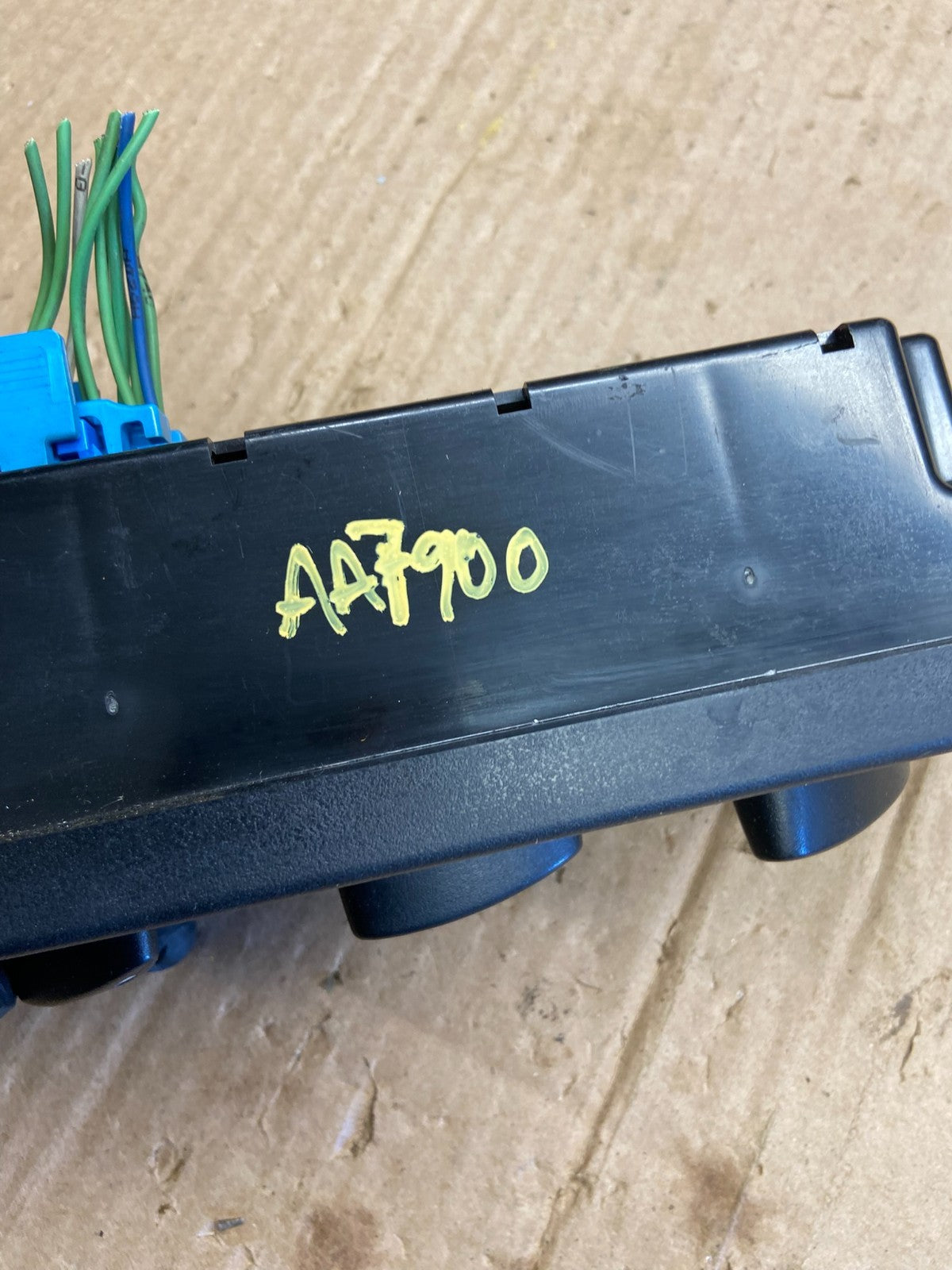 International Navistar 4300 Climate Control Heater Fan Panel AA7900 DG6