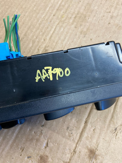 International Navistar 4300 Climate Control Heater Fan Panel AA7900 DG6
