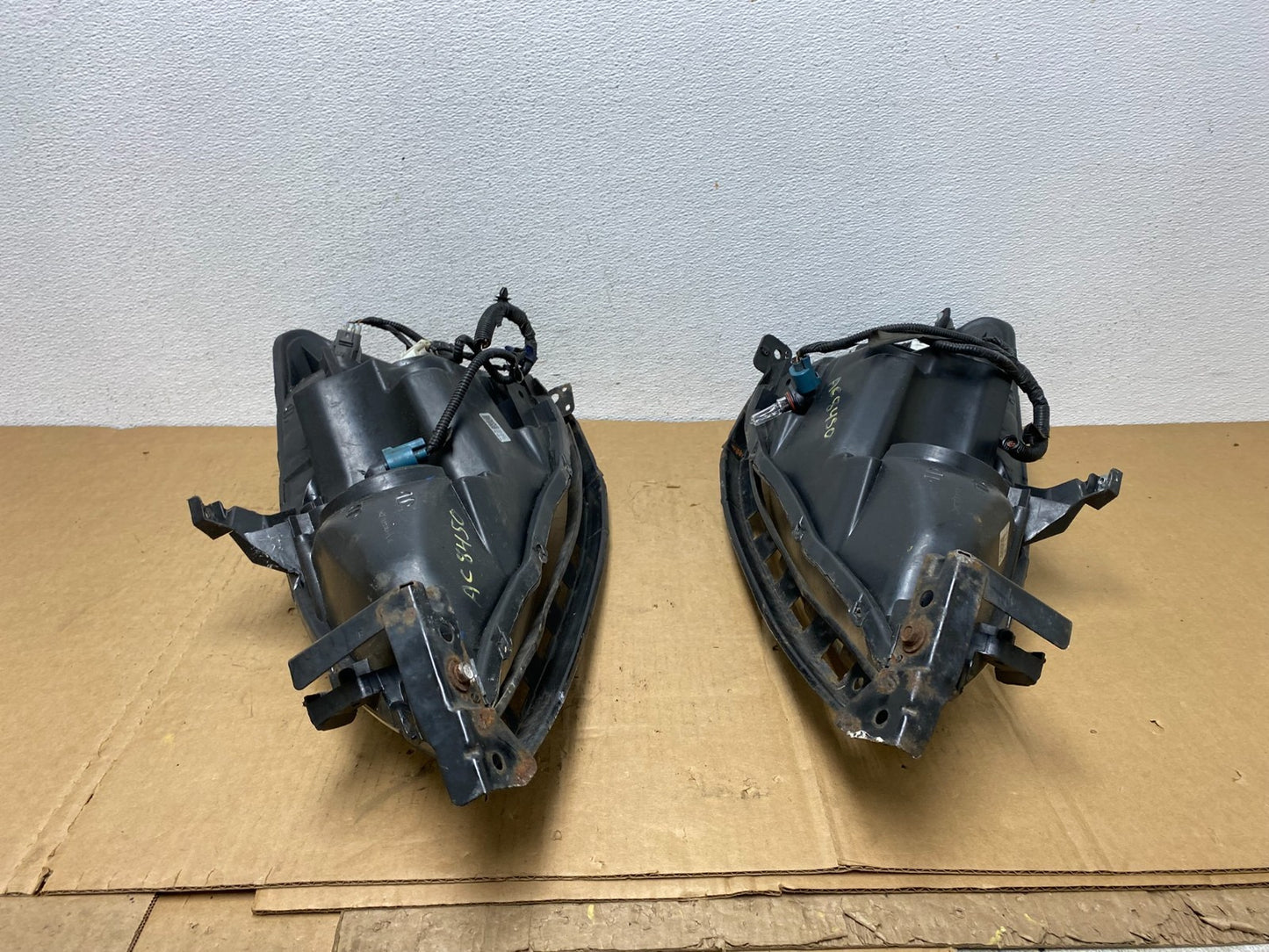 2003 - 2007 Honda Accord Left+Right Set Halogen Headlights AC8450 DW10