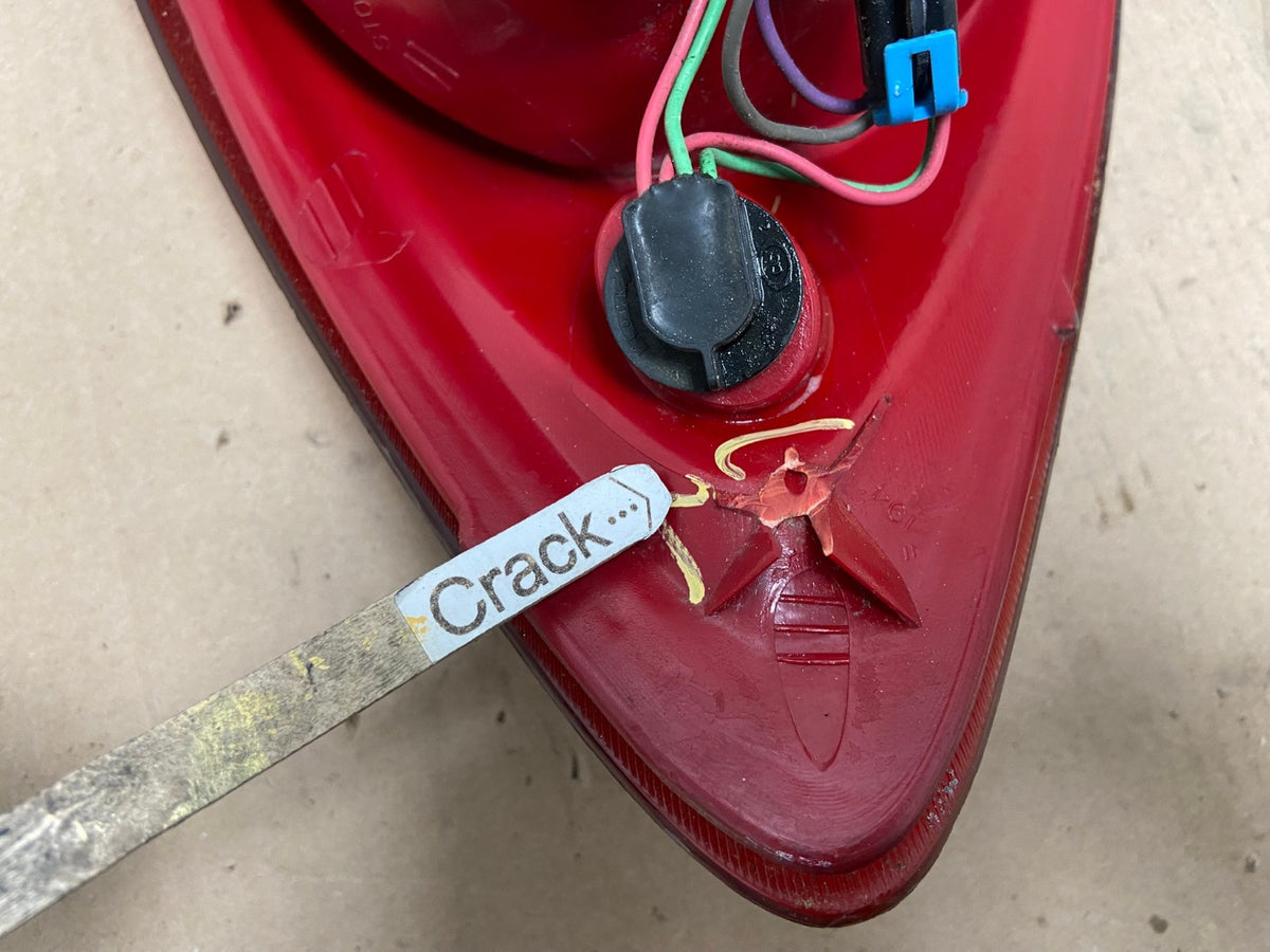 2005-2010 Pontiac G6 Sedan Right Passenger Side Tail Light AH0957 LK4