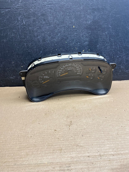 2003 to 2006 Chevrolet Silverado Speedometer Instrument Cluster AH3488 DG0