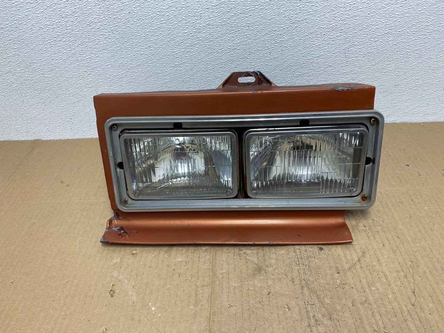 1975 to 1976 Cadillac Eldorado Driver Left Side Left Headlight AB82450