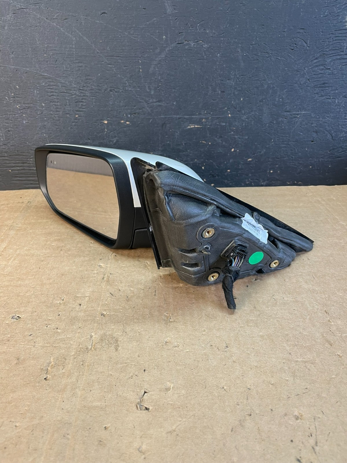 2016 to 2018 Chevrolet Malibu Left Driver LH Turn Signal Door Mirror AE8570 DW2