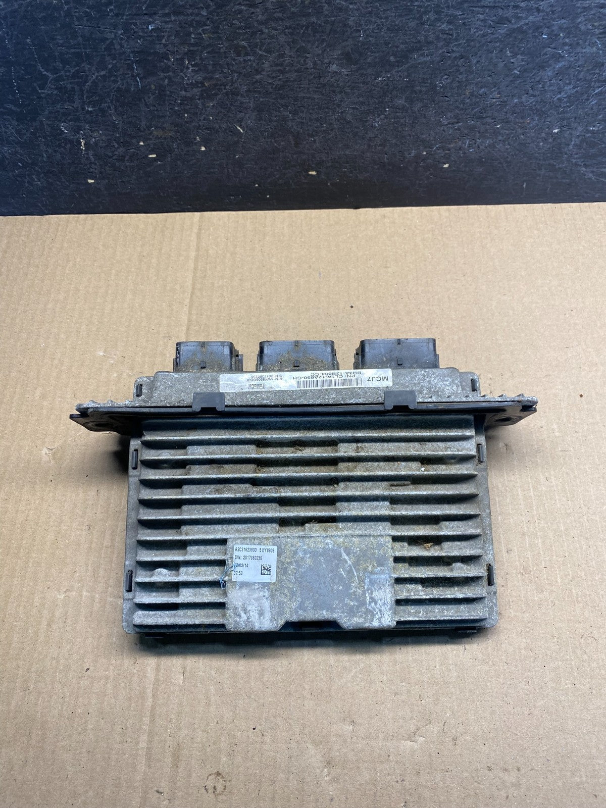 2012 - 2014 Ford Expedition Engine Control Computer Module ECM ECU AG9463 DW1