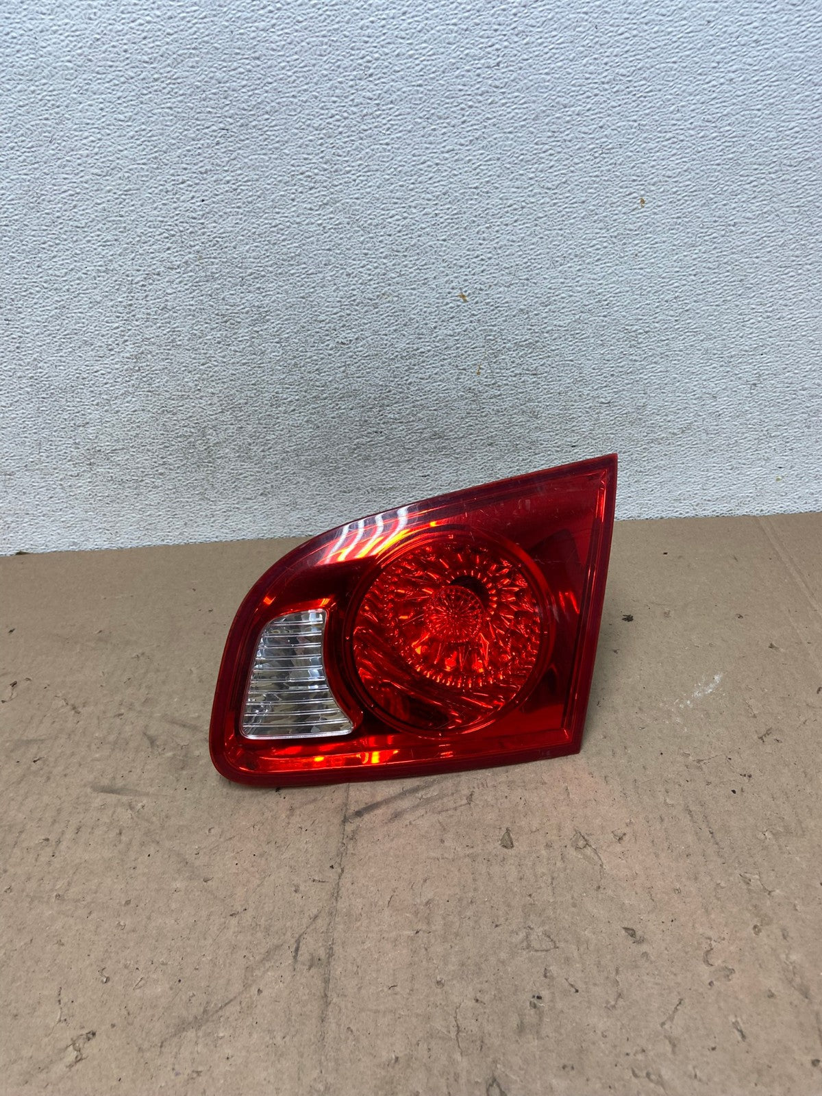 2007 2008 2009 Hyundai Santa Fe Right Passenger Tail Light Inner AG4880 LK0