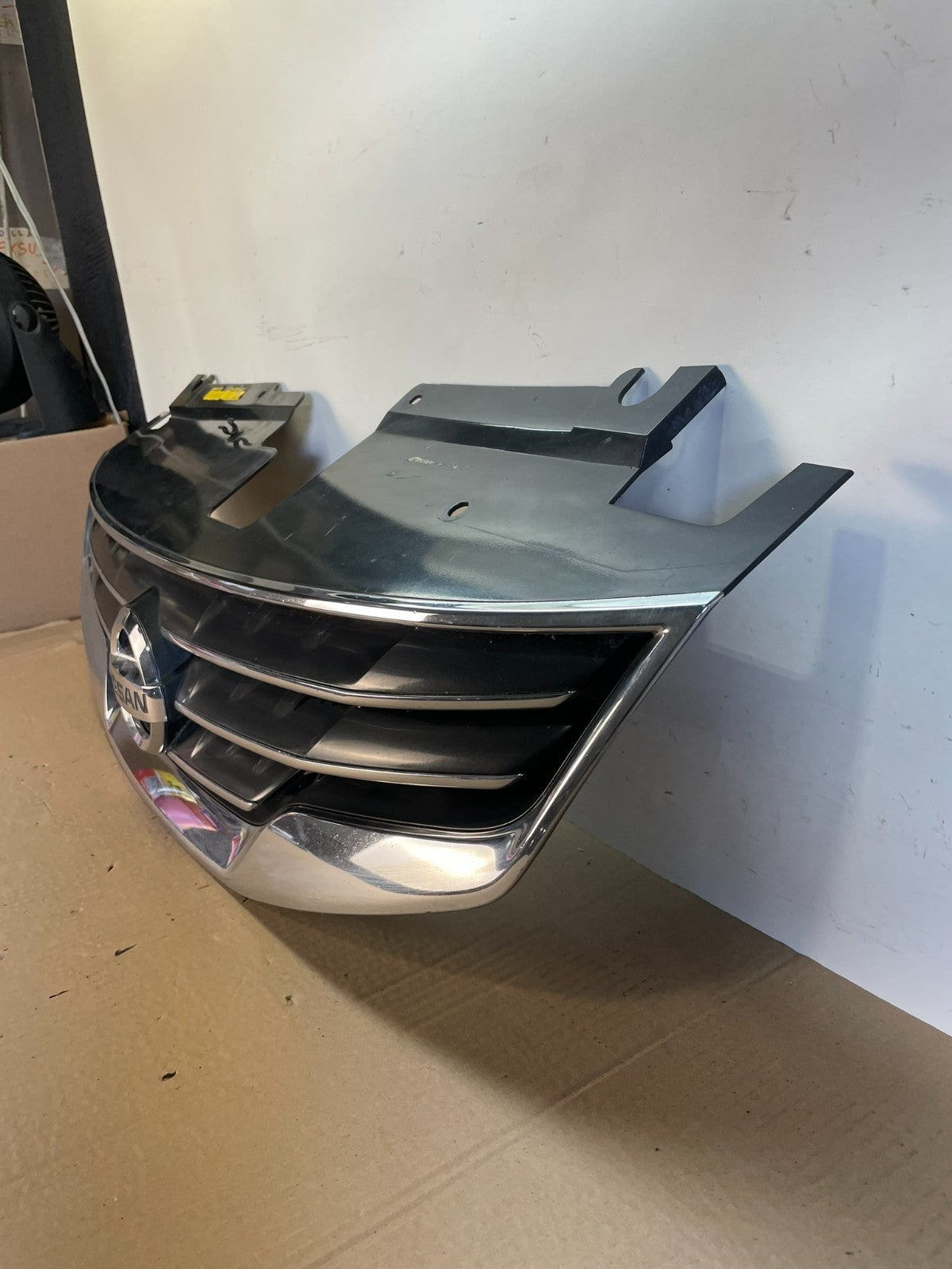 Sedan 2010 2011 2012 Nissan Altima Front Upper Grill Grille AH6520 DG1