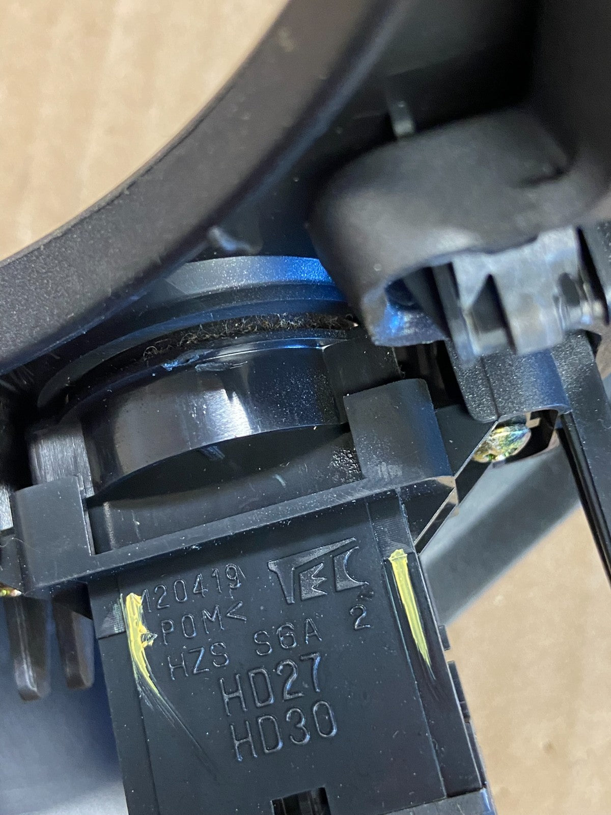 2003 to 2008 Honda Element Radio Climate Control Shifter Bezel AD2081 DG5
