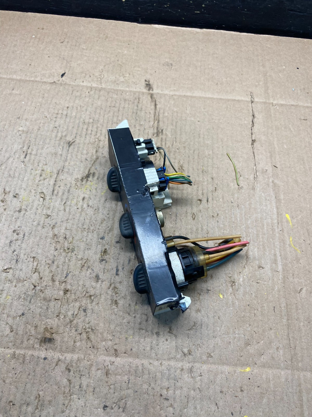 2001 - 2007 GMC Chevrolet Express 1500 Climate Control A/C R6218 DG3