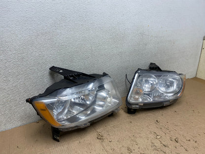 2011-2013 Jeep Grand Cherokee Left+Right Halogen Headlights W3721 DW2