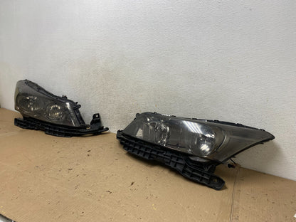 2008 to 2012 Honda Accord Sedan Left+Right Set Halogen Headlights AH5920 DW2