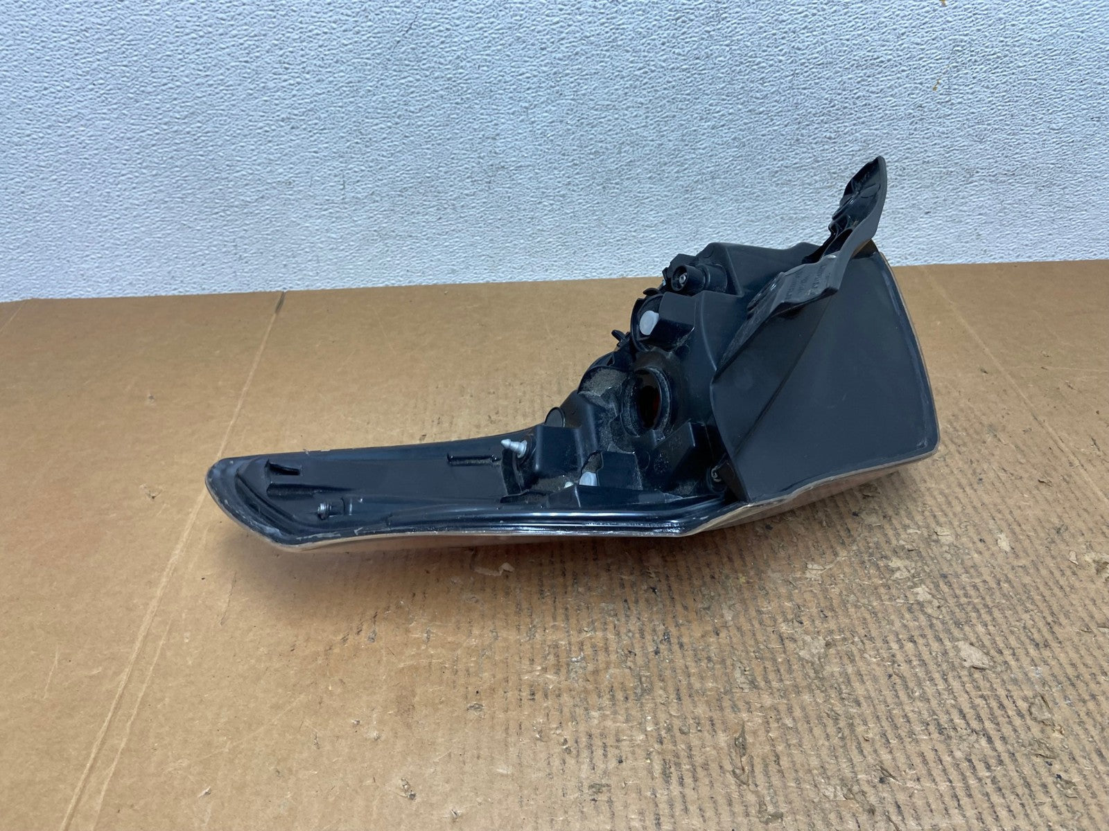 2016 2017 2018 Toyota RAV4 Left Driver LH Side Tail Light AE2680 LK5