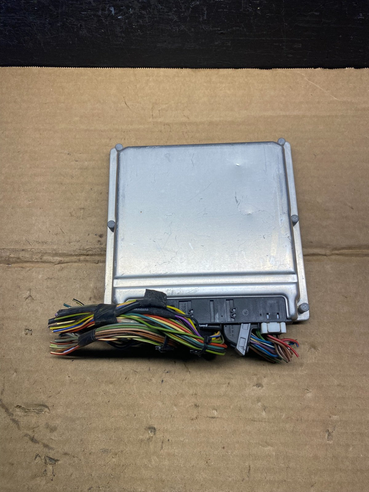 2000 to 2006 Mercedes S430 S500 ECU ECM Engine Control Module Unit AD3516 DG1