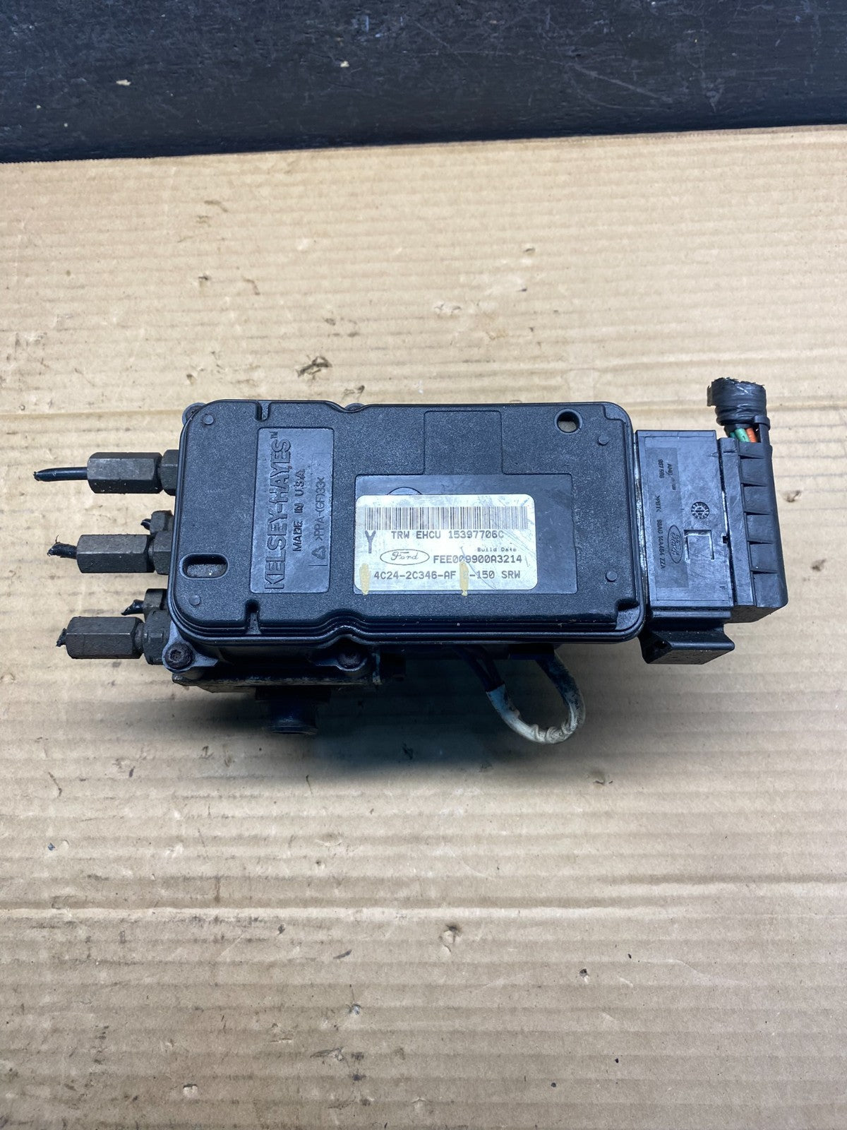 2004 2007 Ford E250 E350 Econoline Anti-Lock ABS Antilock Brake Pump ae6243 DG0